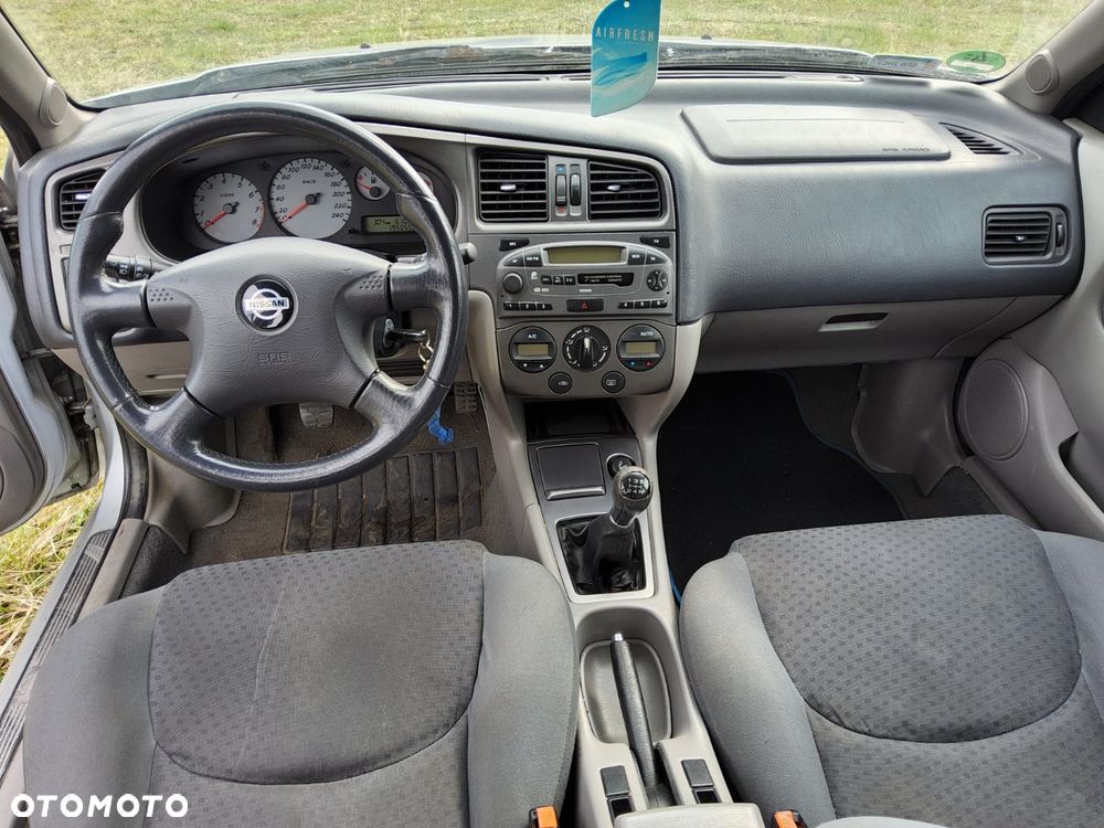 Nissan Primera 1.8 Comfort High - 11