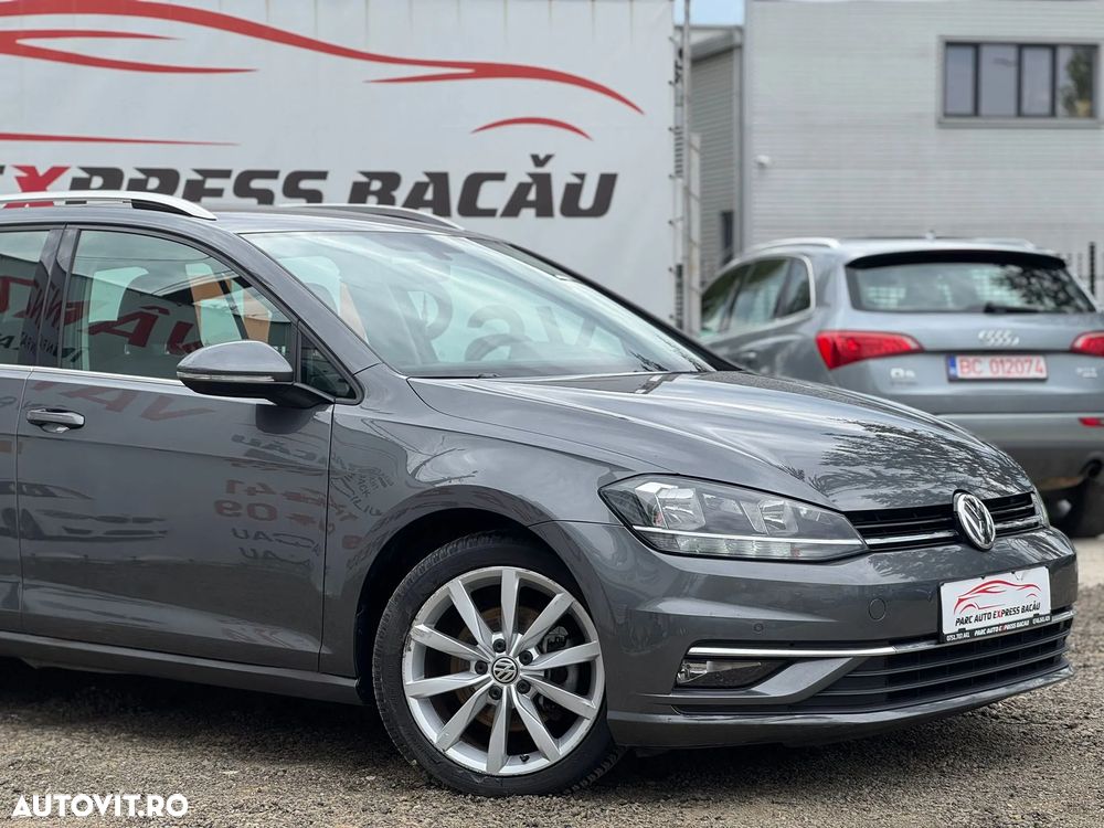 Volkswagen Golf - 13