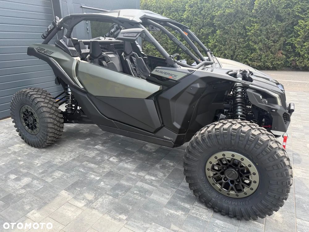 Can-Am Maverick - 2