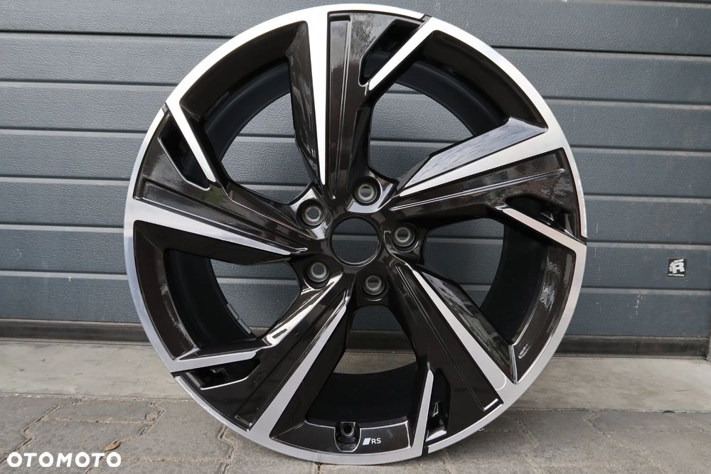 AD13 Felga Audi Q6 85E601025Q 9,5x21et63 - 3