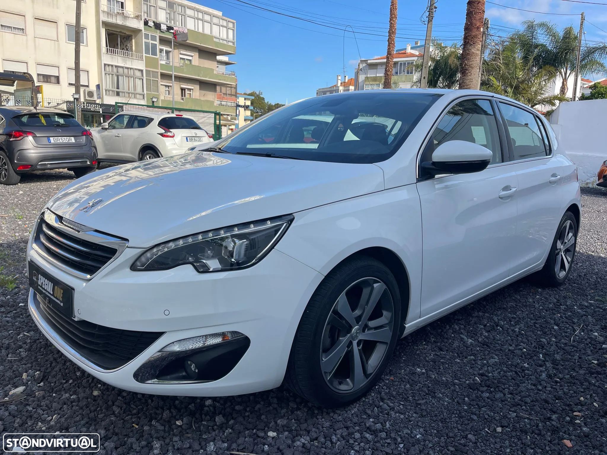 Peugeot 308 130 e-THP Stop & Start Allure - 2