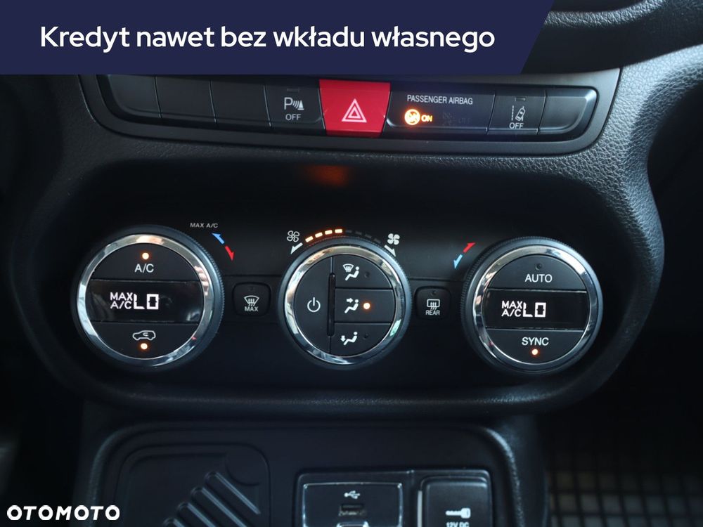 Jeep Renegade - 15