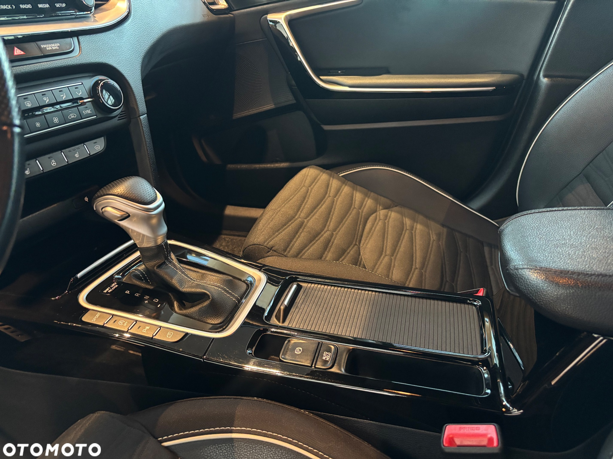 Kia ProCeed 1.5 T-GDI GT Line DCT - 13