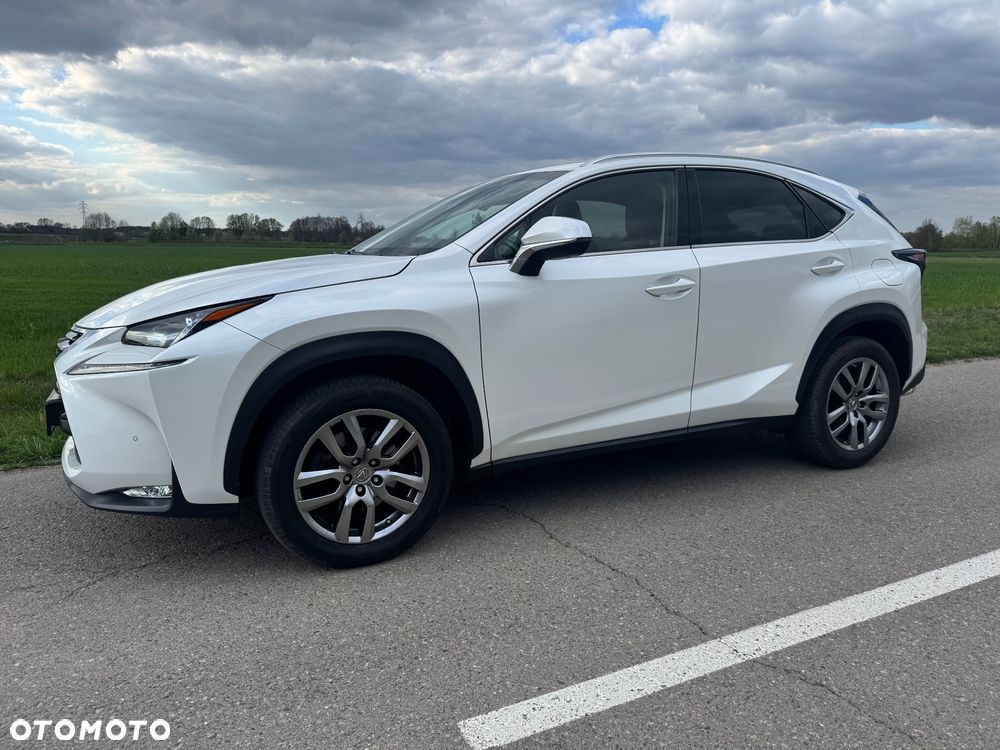 Lexus NX 200t Prestige AWD - 4