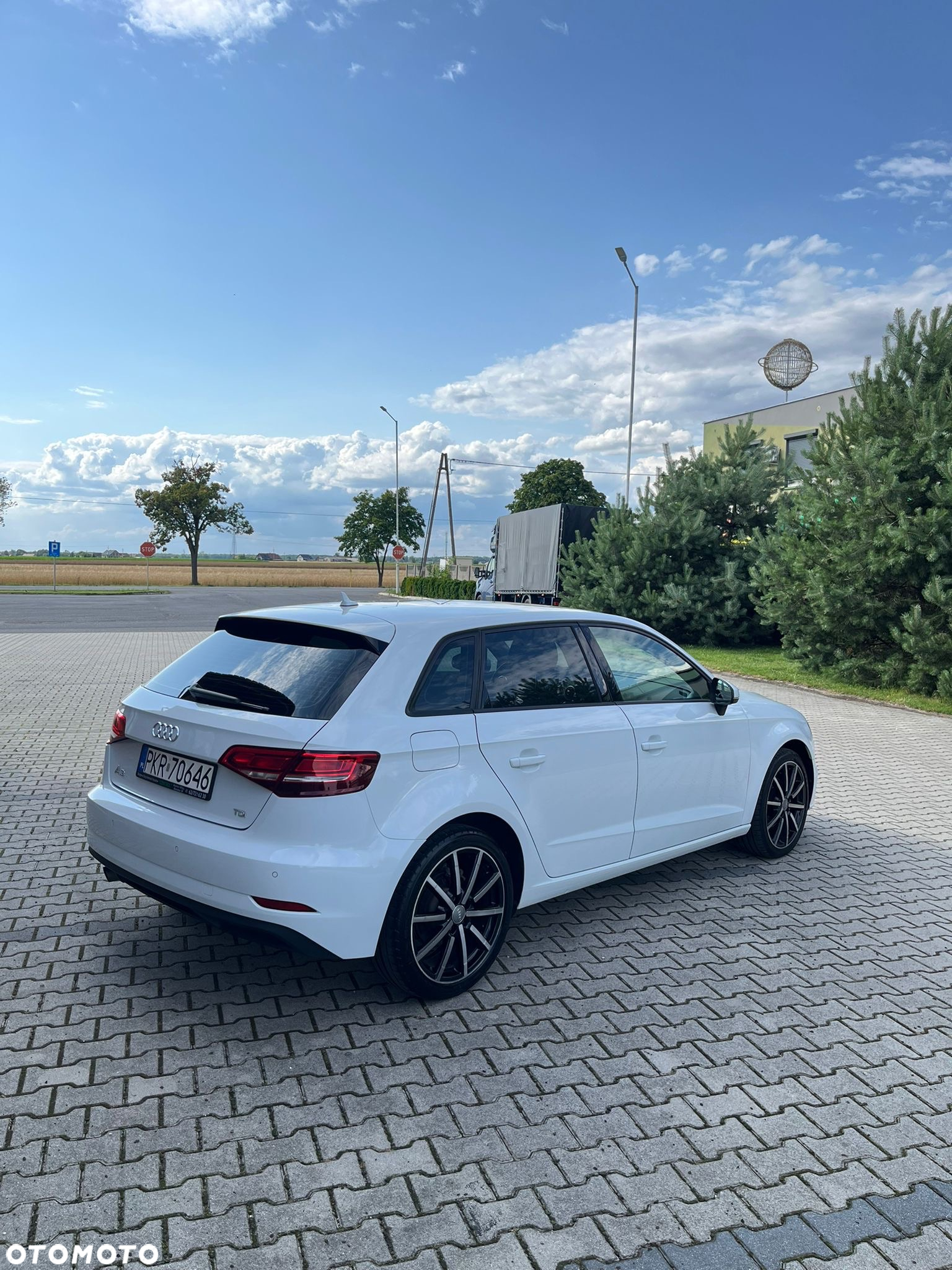 Audi A3 1.6 TDI clean diesel Ambiente S tronic - 4