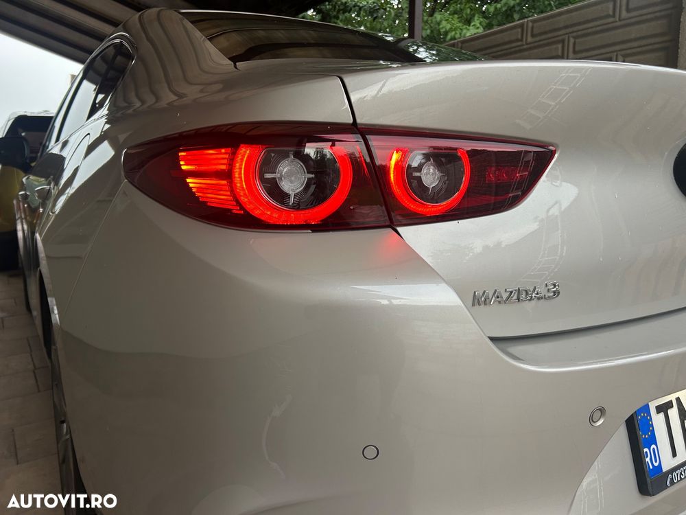 Mazda 3 e-Skyactiv G150 AT MHEV Plus - 11