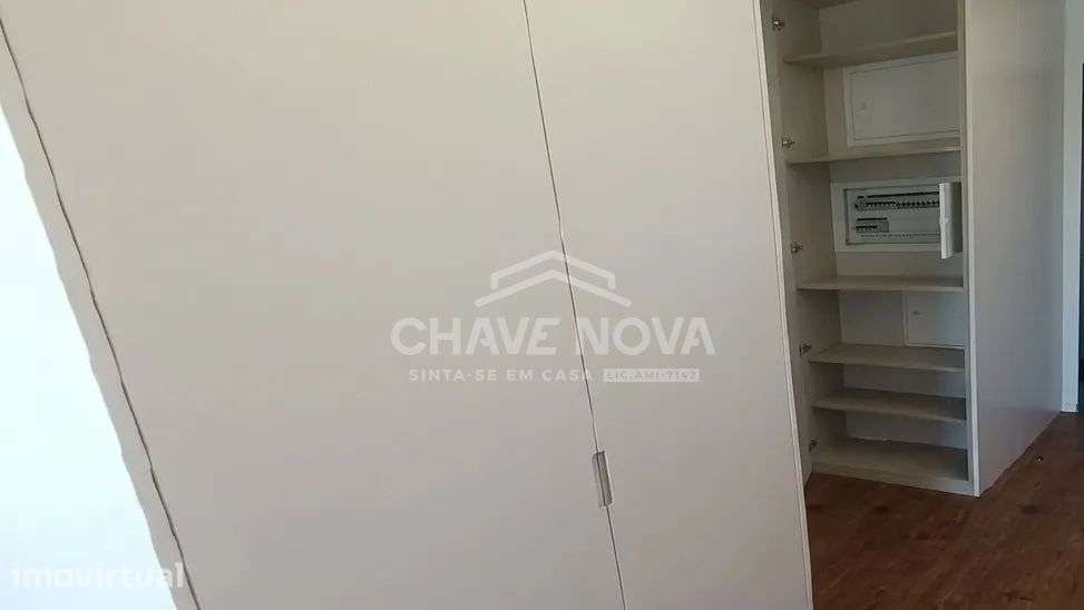 Apartamento T0 Novo c/Arrumo em Matosinhos Sul - Grande imagem: 4/13
