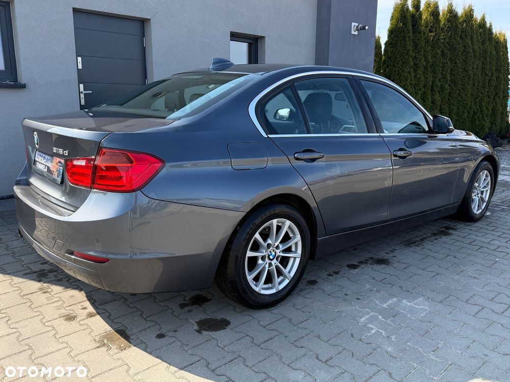 BMW Seria 3 318d Luxury Line - 10