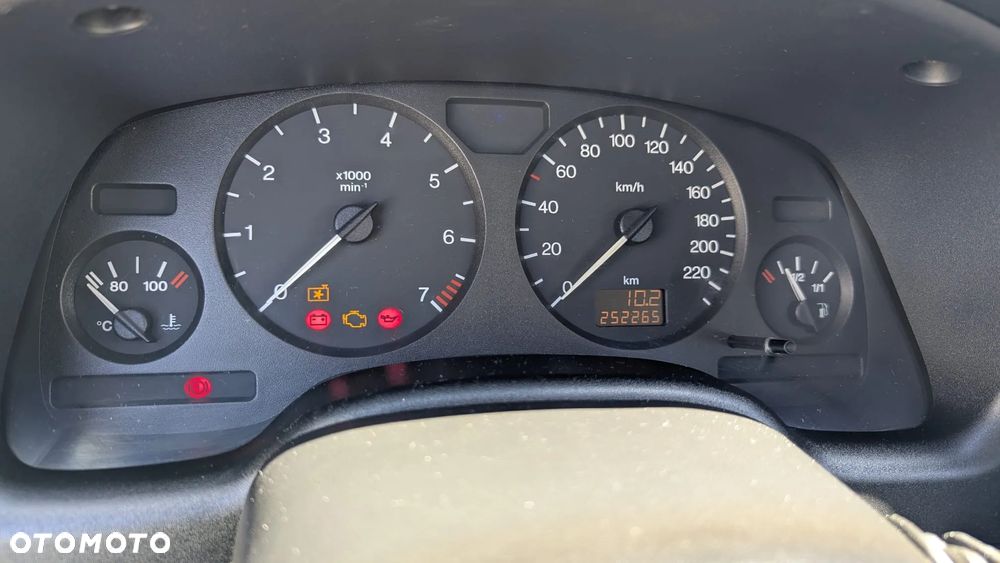 Opel Astra 1.6 16V 100 - 2