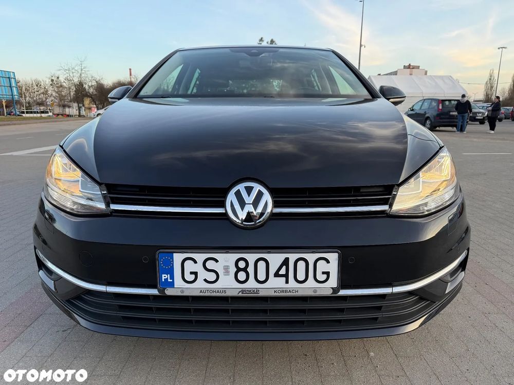 Volkswagen Golf - 9