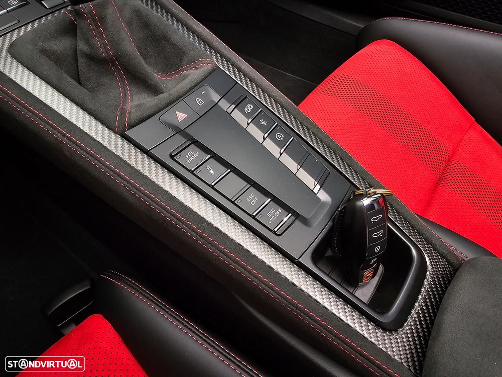 Porsche 718 Spyder - 24