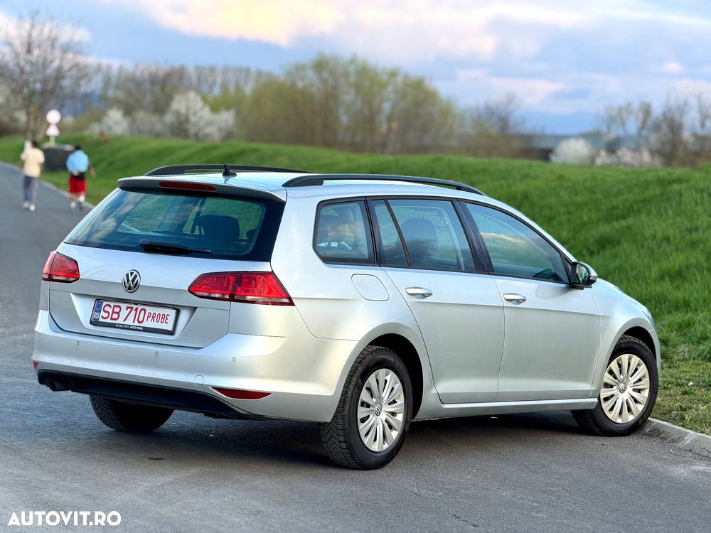 Volkswagen Golf 1.6 TDI BlueMotion Technology Comfortline - 3
