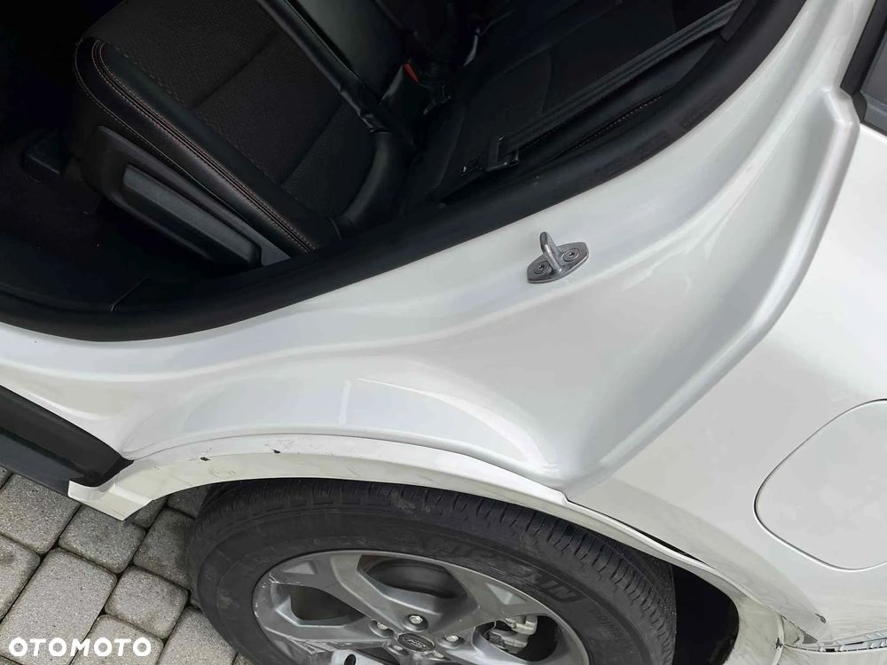 Ford Kuga 1.5 EcoBoost ST-LINE X - 21