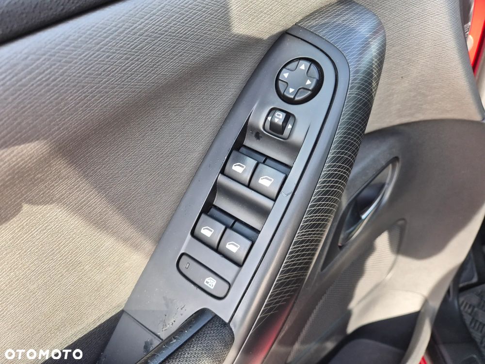 Citroën C4 Picasso 1.2 PureTech MoreLife - 23