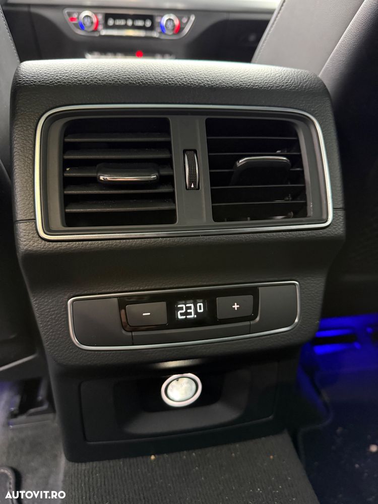 Audi Q5 2.0 40 TDI quattro S tronic Design - 12