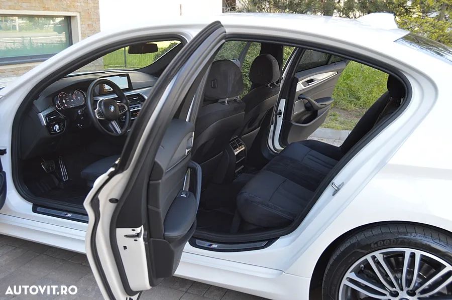 BMW Seria 5 520d xDrive Aut. M Sport Edition - 4