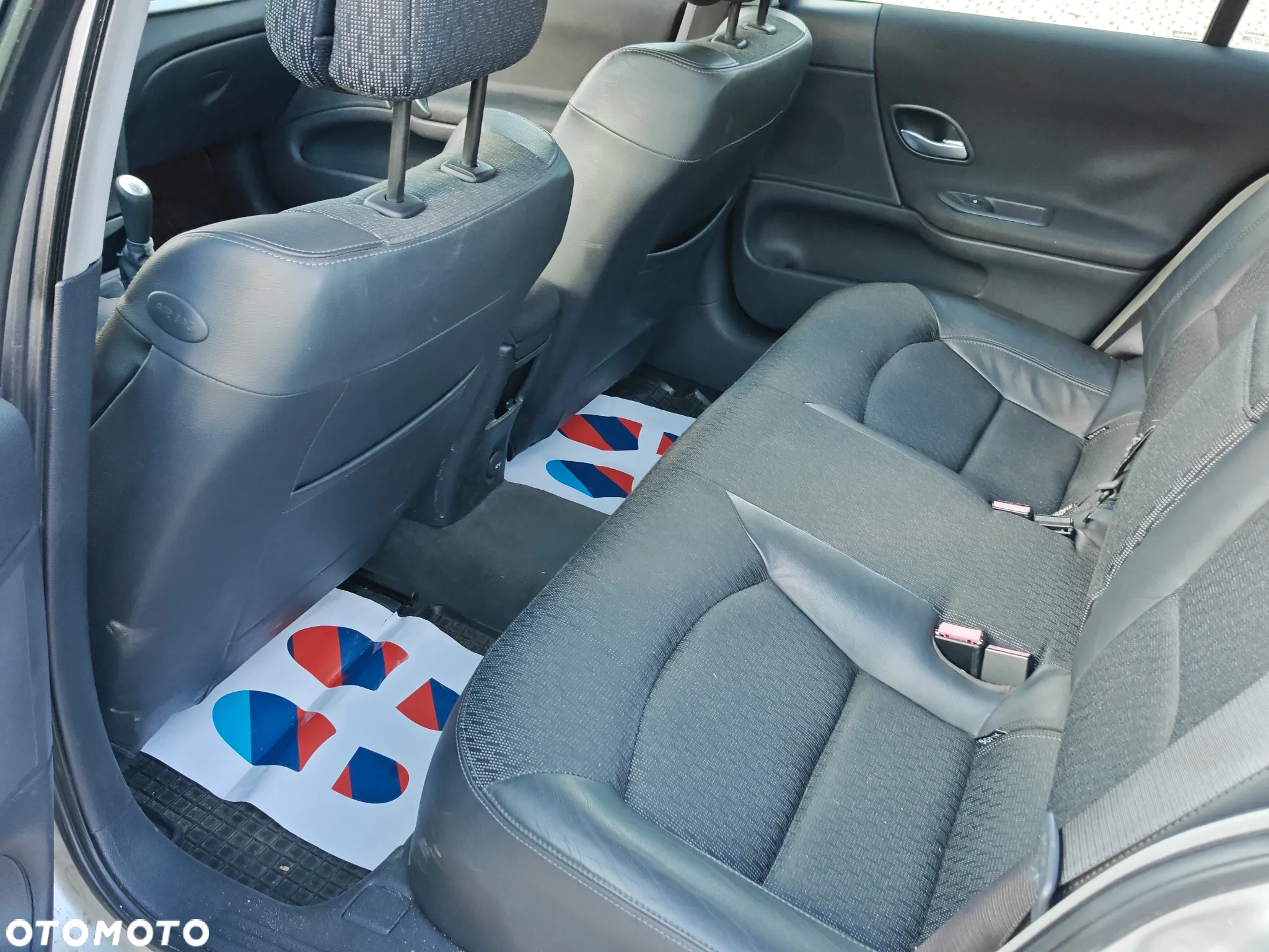 Renault Laguna 2.0 16V Dynamique - 8