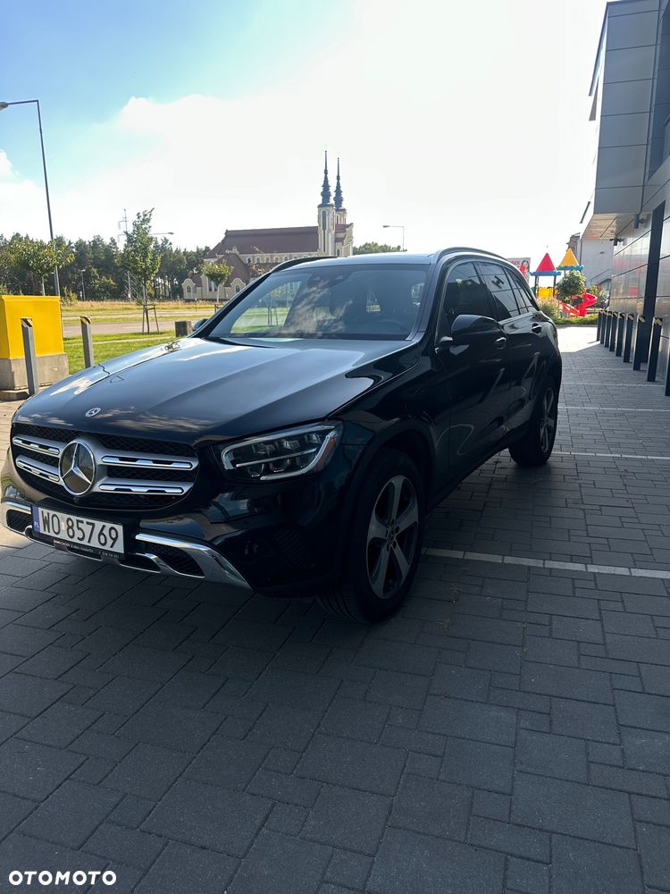Mercedes-Benz GLC 300 4-Matic - 4
