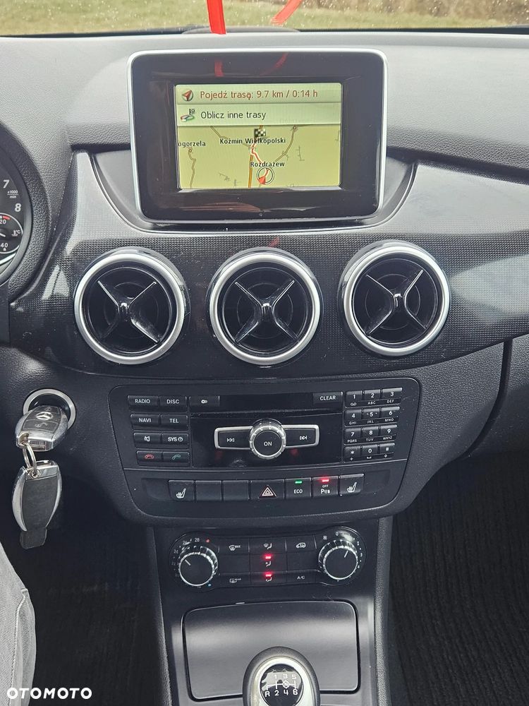 Mercedes-Benz Klasa B 180 (BlueEFFICIENCY) - 15