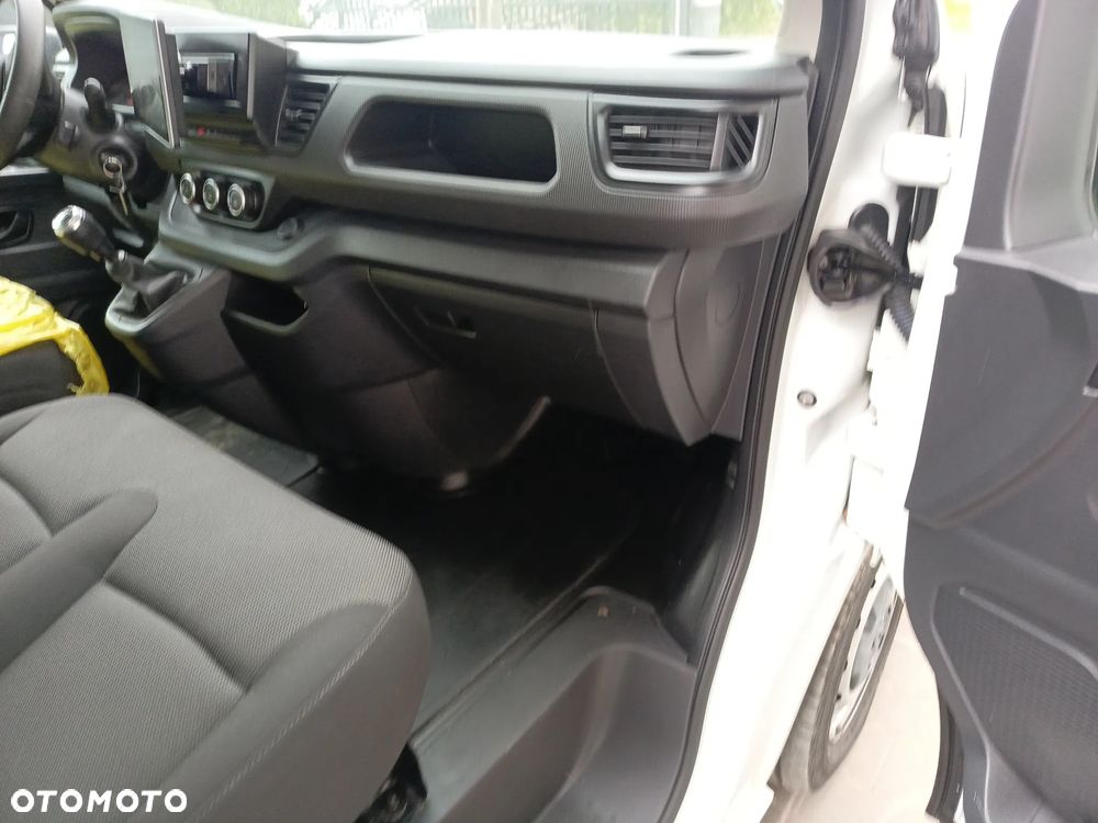 Renault Trafic - 7