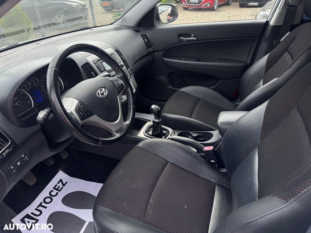 Hyundai i30 1.4 Comfort - 10