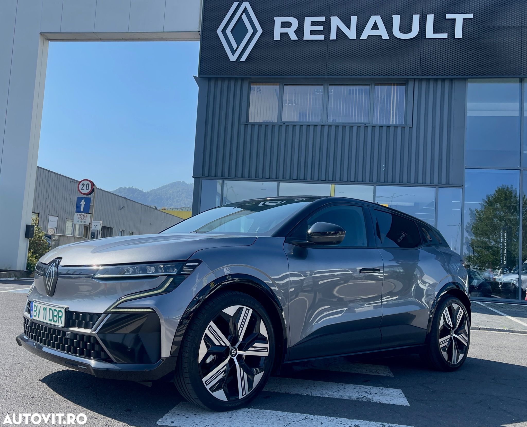 Renault Megane E-TECH EV60 optimum charge iconic - 1