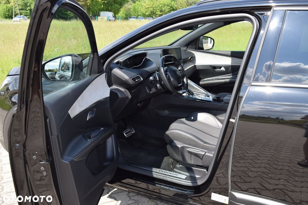 Peugeot 3008 1.6 PureTech HYbrid GT S&S EAT8 - 16