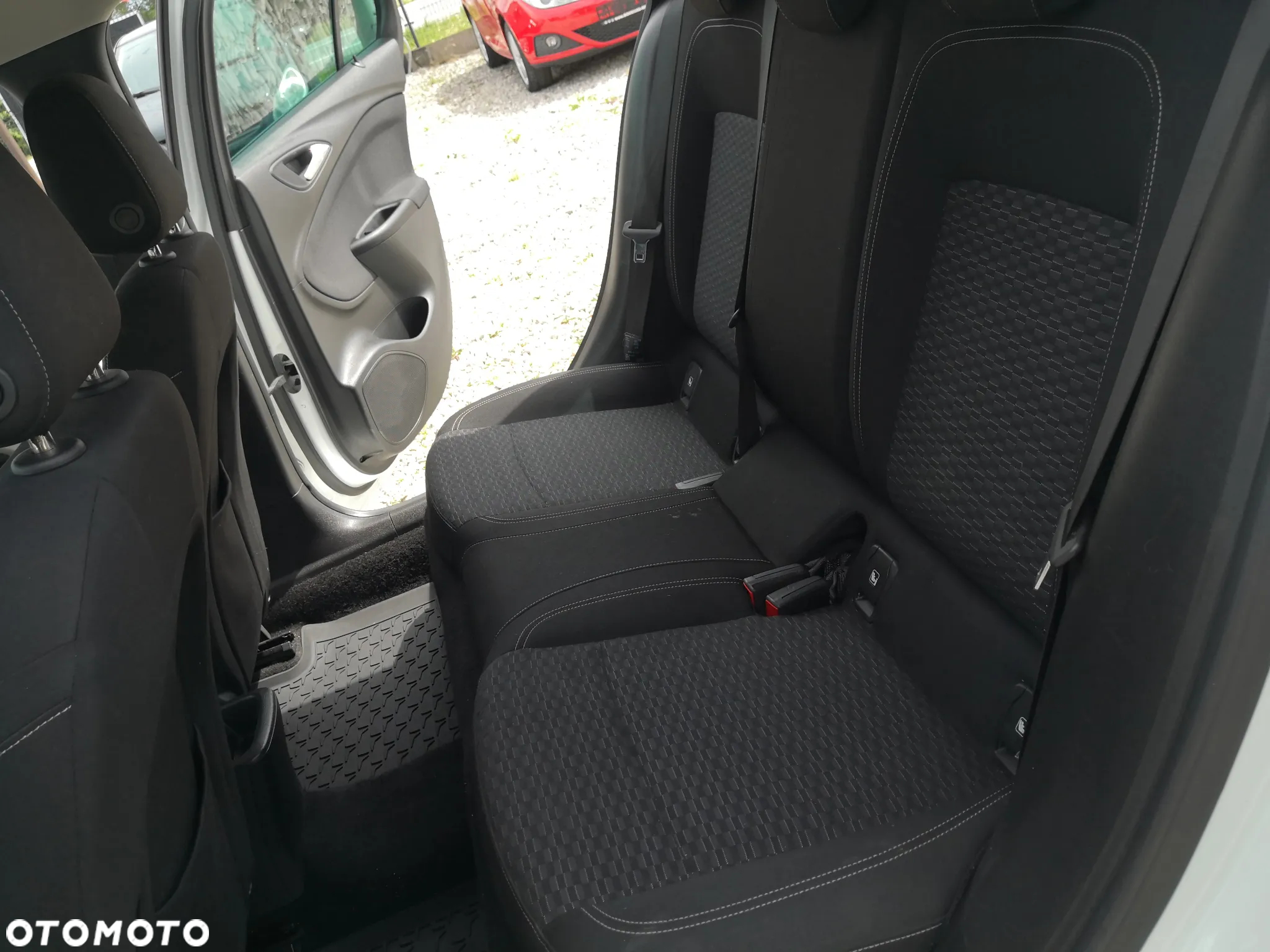 Opel Astra 1.6 D (CDTI) Sports Tourer Edition - 19