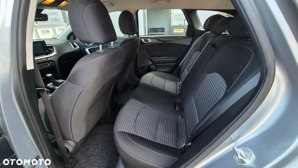 Kia Ceed 1.5 T-GDI Business Line Plus - 13