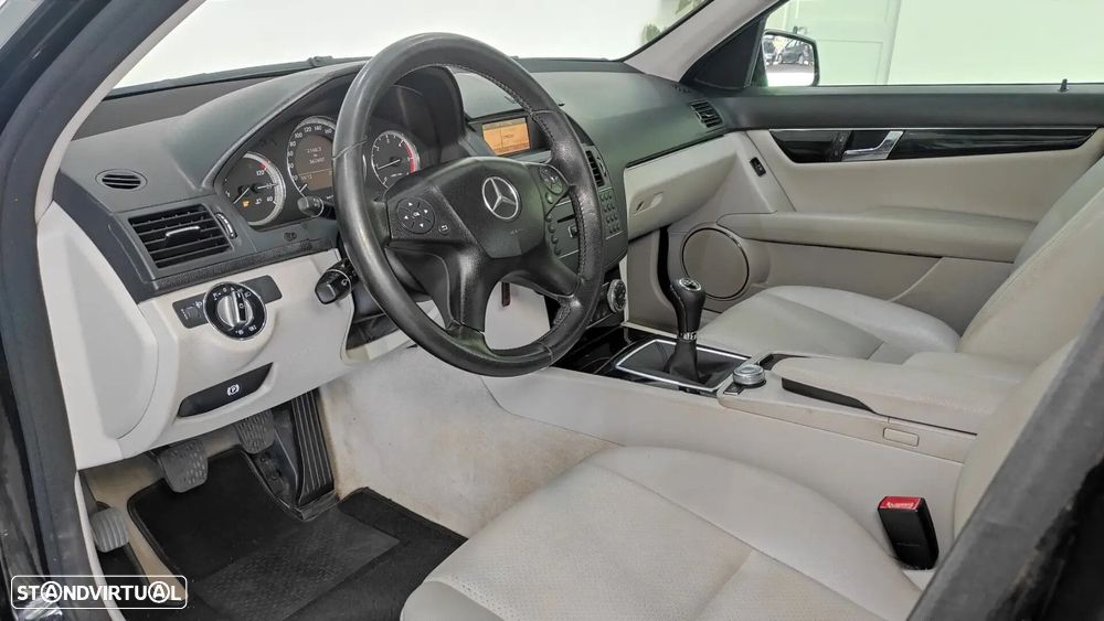 Mercedes-Benz C 220 - 16