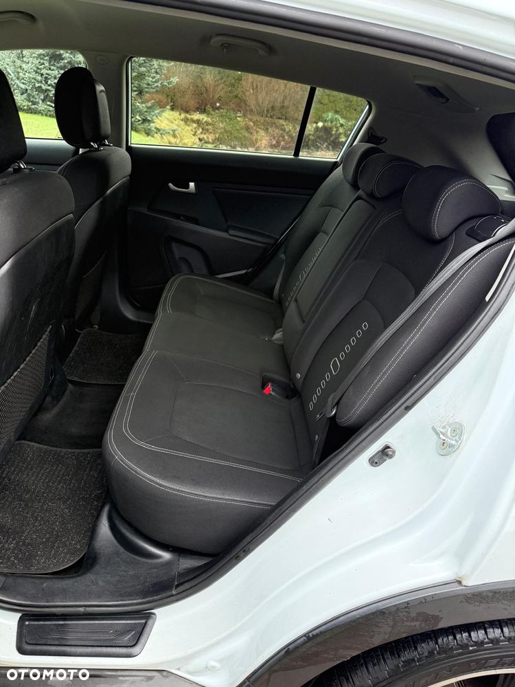 Kia Sportage 1.7 CRDI 2WD Spirit - 11