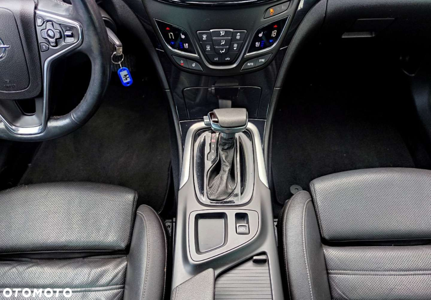 Opel Insignia - 27