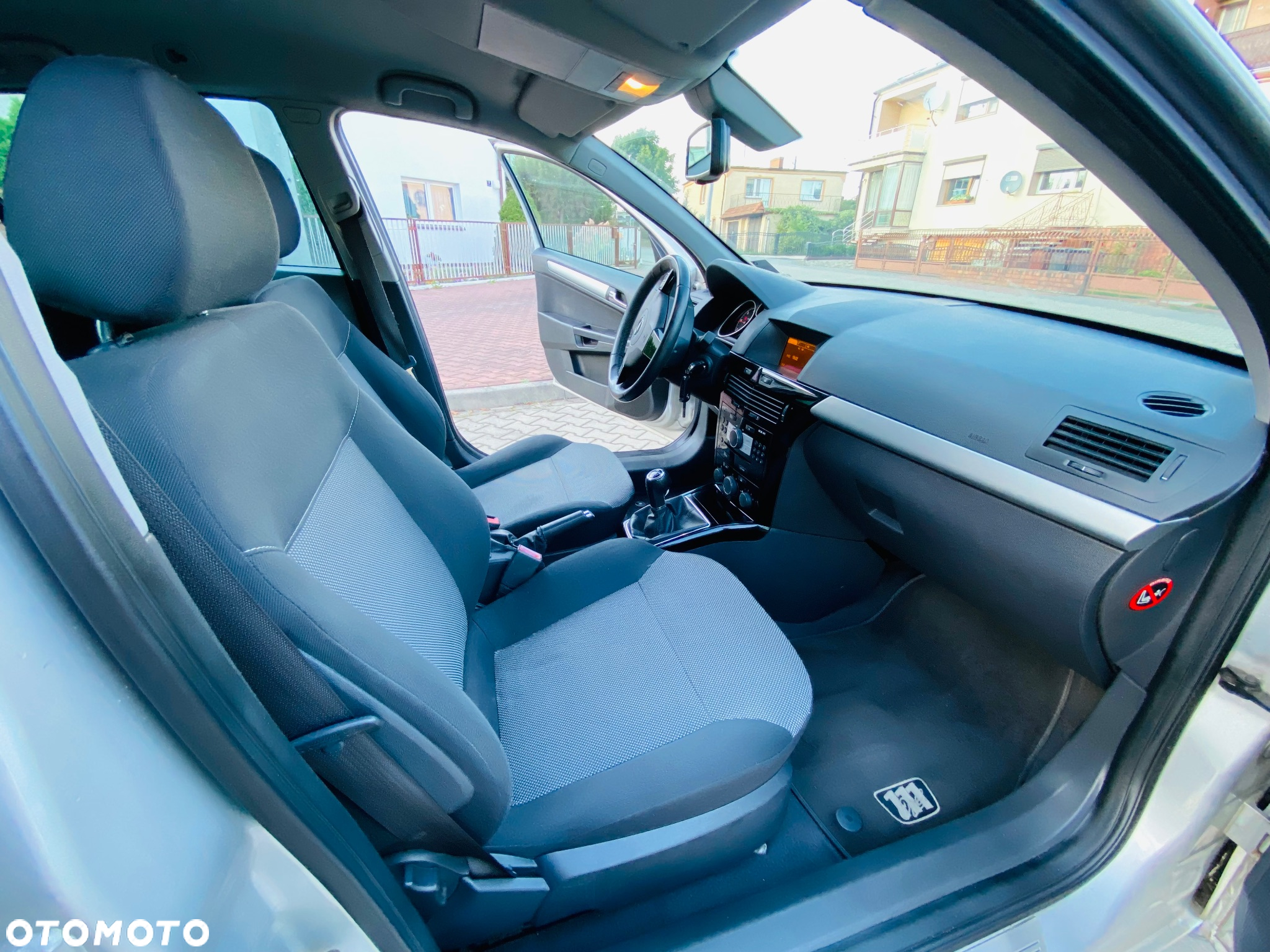 Opel Astra III 1.7 CDTI - 14
