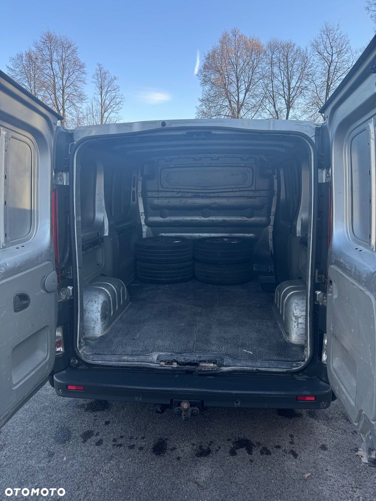Opel VIVARO - 8