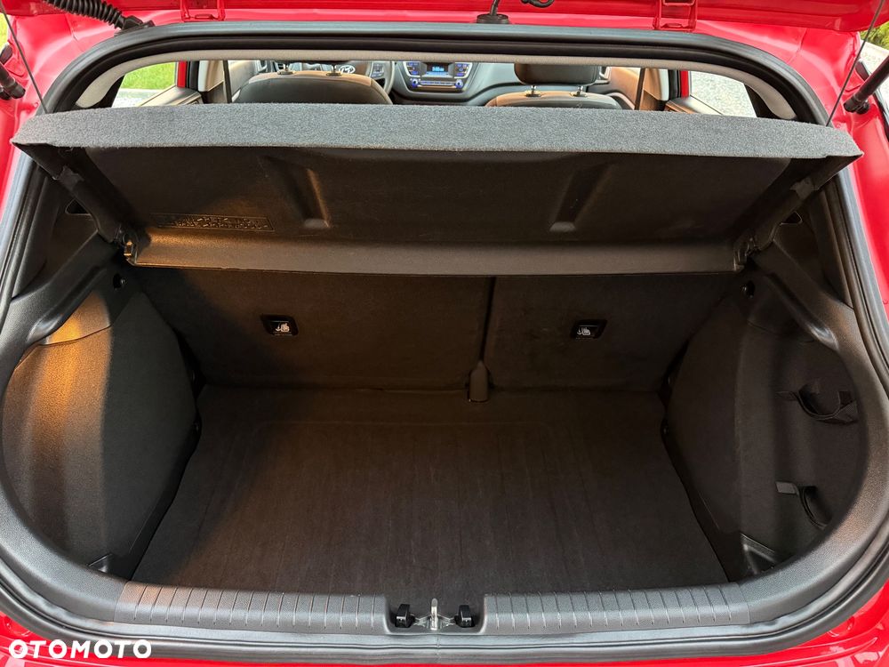Hyundai i20 - 14