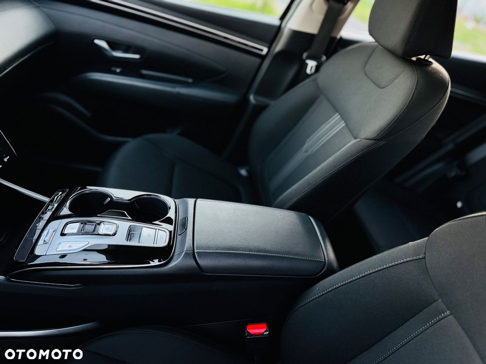 Hyundai Tucson 1.6 T-GDi 48V-Hybrid 4WD DCT Prime - 11
