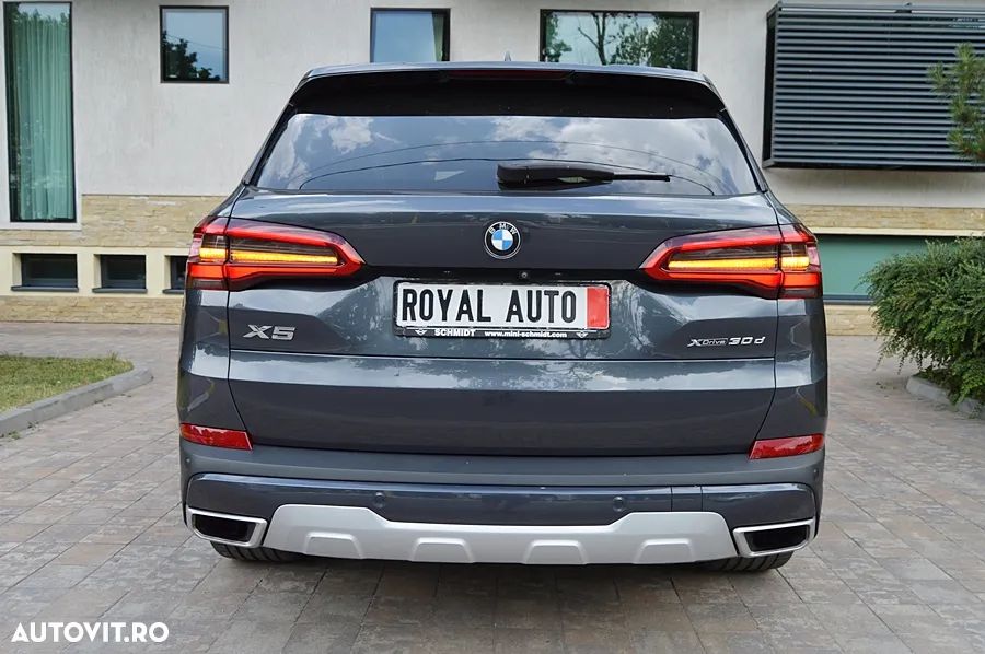 BMW X5 xDrive30d - 11