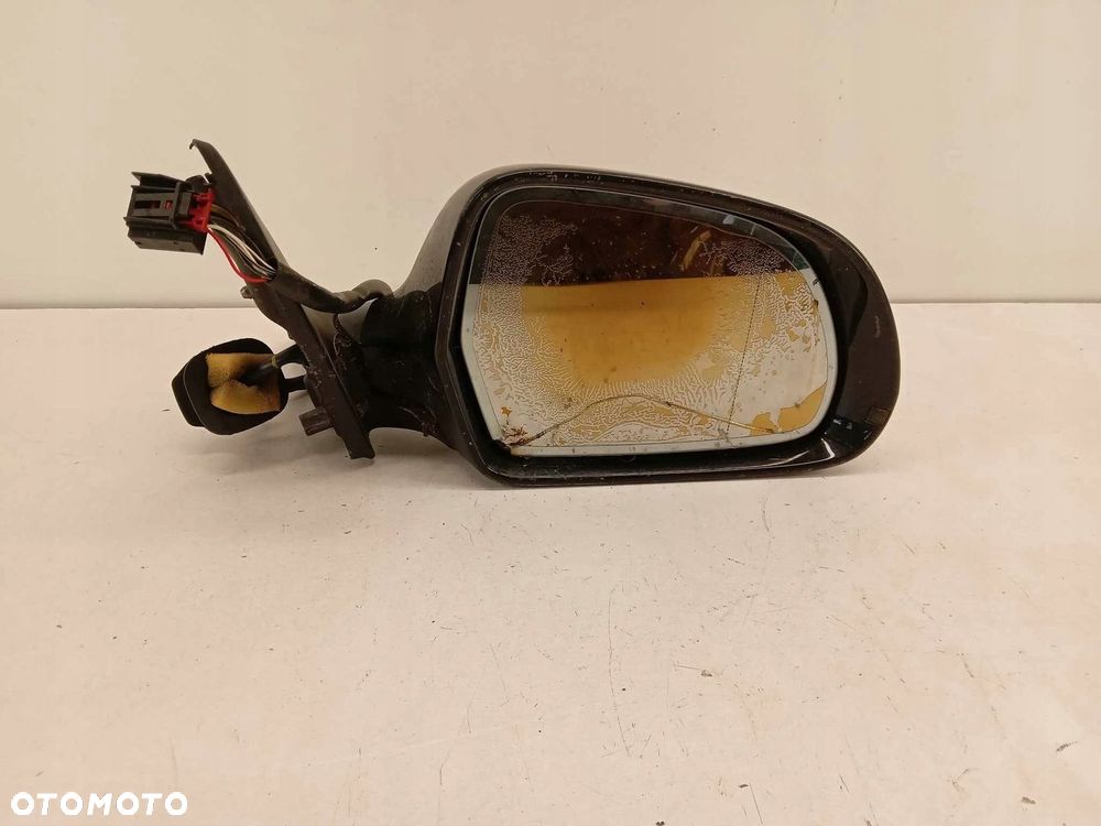 LUSTERKO PRAWE PRZEDNIE AUDI A4 B8 07-15 - 4