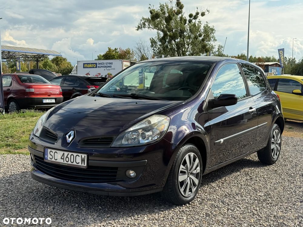 Renault Clio - 2