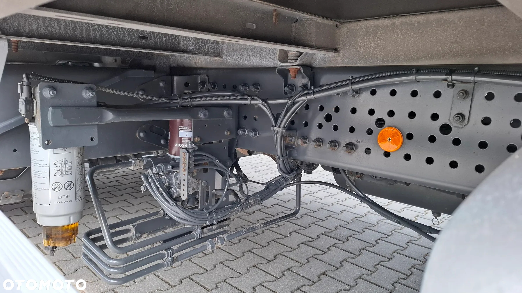 Mercedes-Benz ACTROS 1824 / PEŁNY ADR / RAMA POD ZABUDOWE 5.22 / DMC 18000 / MAŁO UŻYWANY ! - 14