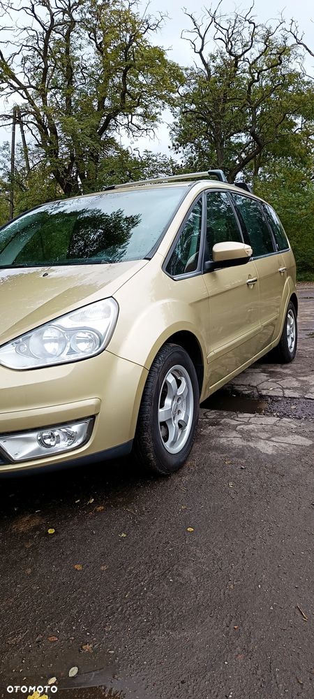 Ford Galaxy 2.0 Ghia - 20