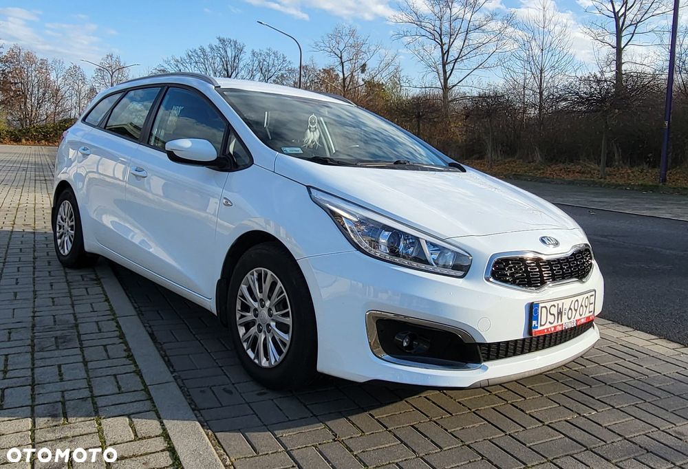 Kia Ceed 1.4 CRDi L - 3