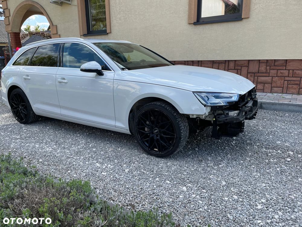 Audi A4 Avant 40 TDI S tronic quattro - 4