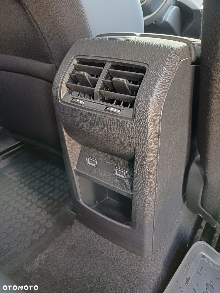 Peugeot 308 1.5 BlueHDi Allure Pack S&S EAT8 - 33