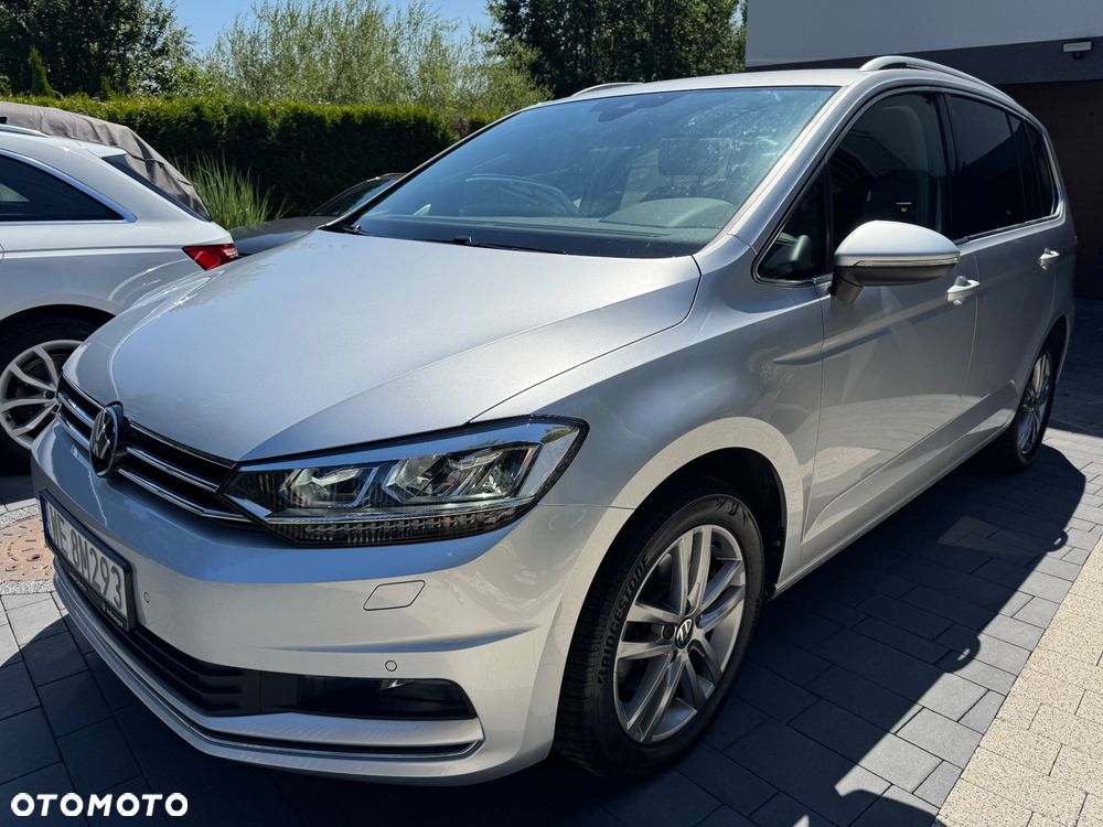 Volkswagen Touran - 26
