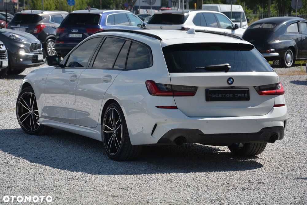 BMW Seria 3 320d Touring Edition M Sport Shadow - 13