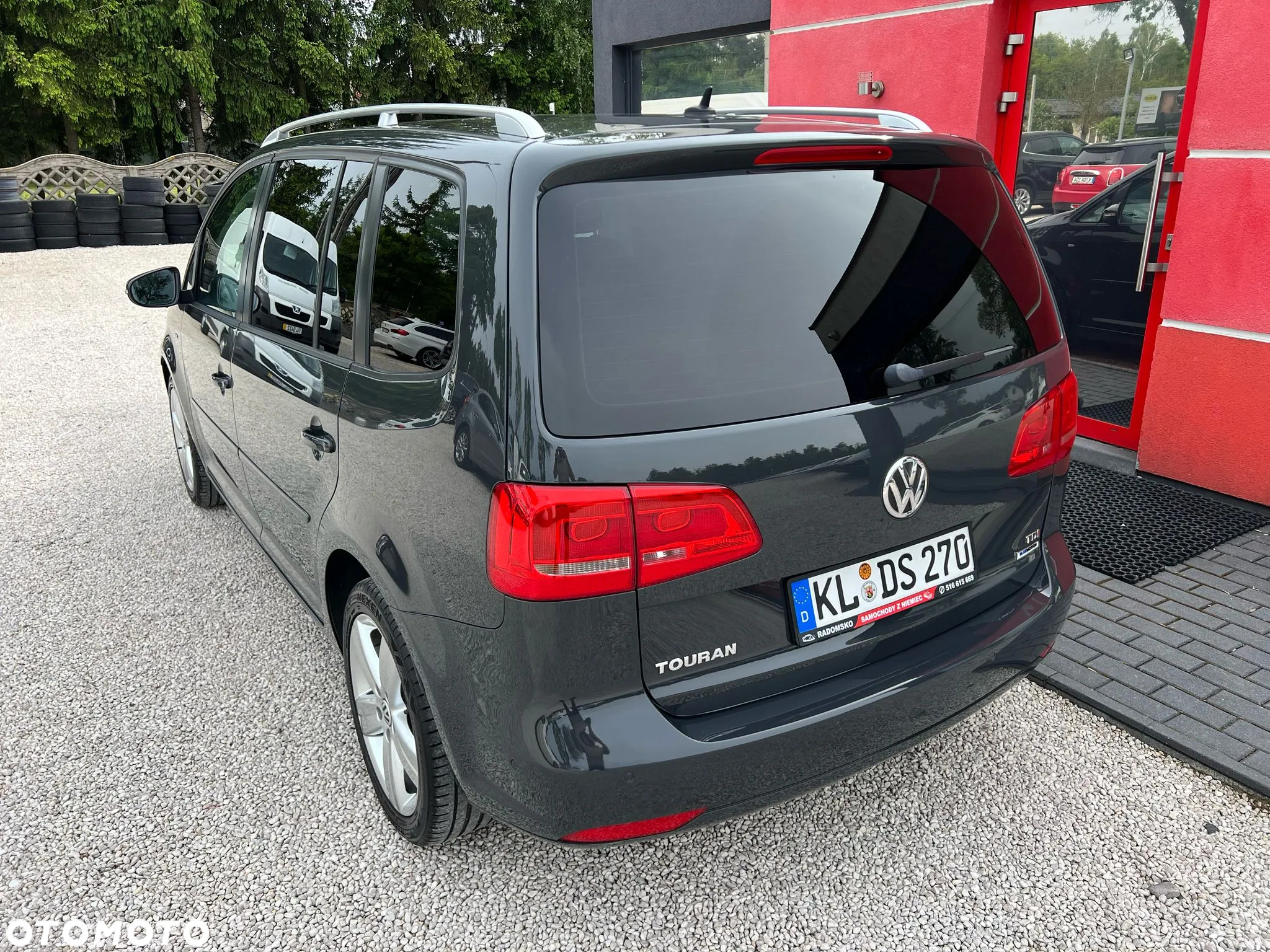 Volkswagen Touran 1.6 TDI DPF DSG Cup - 4