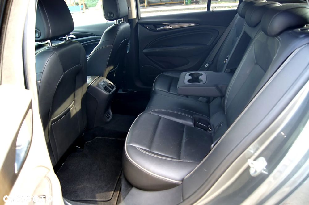 Opel Insignia Grand Sport 1.6 Diesel (118g) Business Innovation - 11