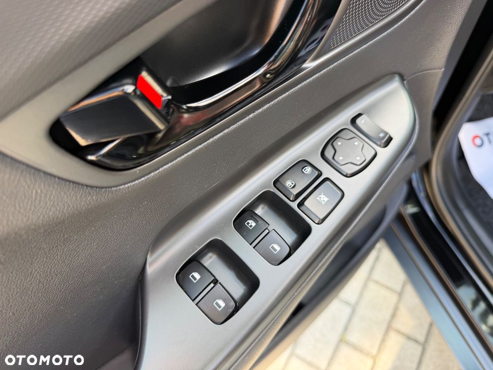 Hyundai Kona 1.6 T-GDI DCT Premium - 17