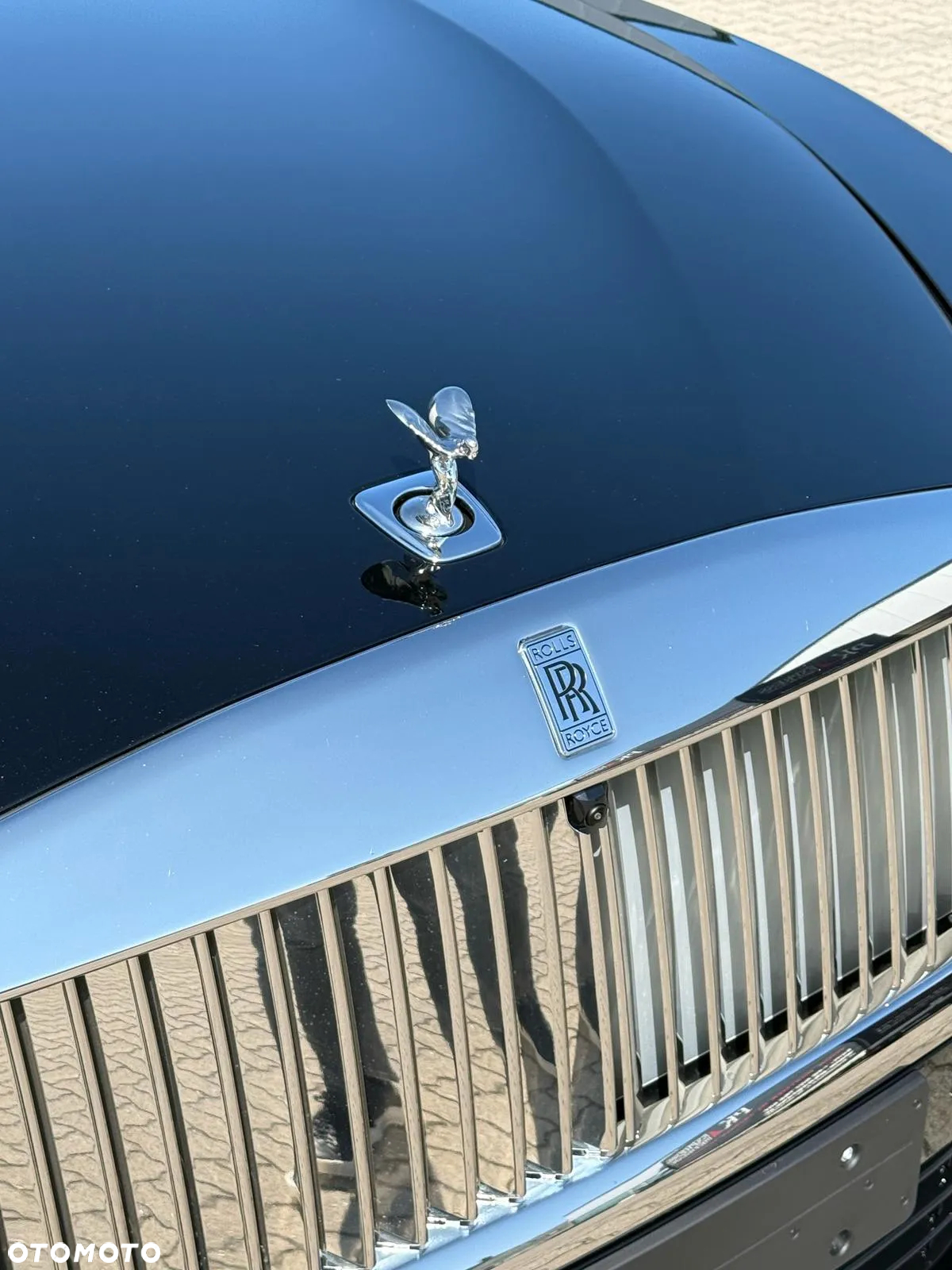 Rolls-Royce Spectre - 6